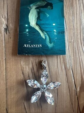 Atlantis- Swarovski Crystal Flower Charm Pendant:Keychain